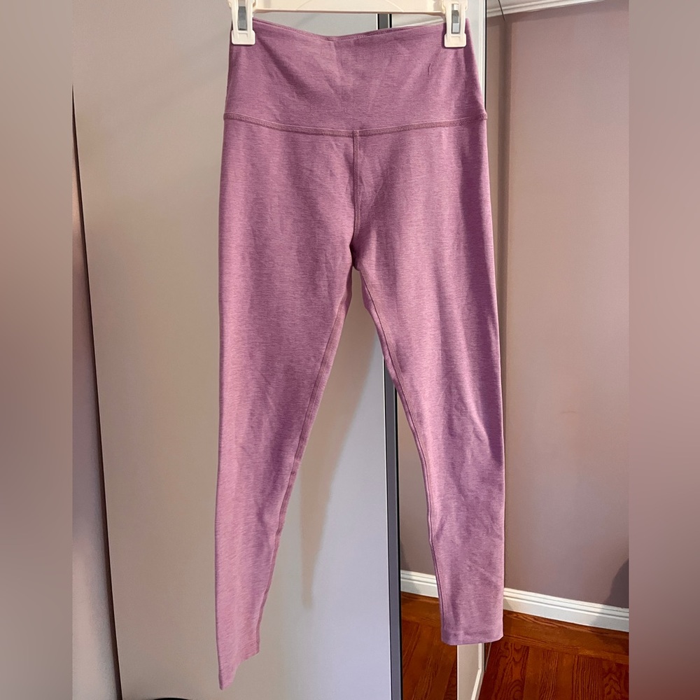 Beyond Yoga M Lilac/Orchid Leggings